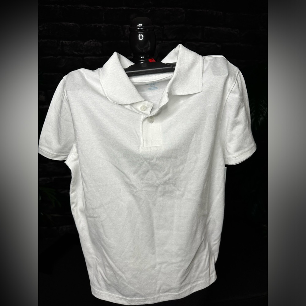 Kid white polo T-shirt size 8